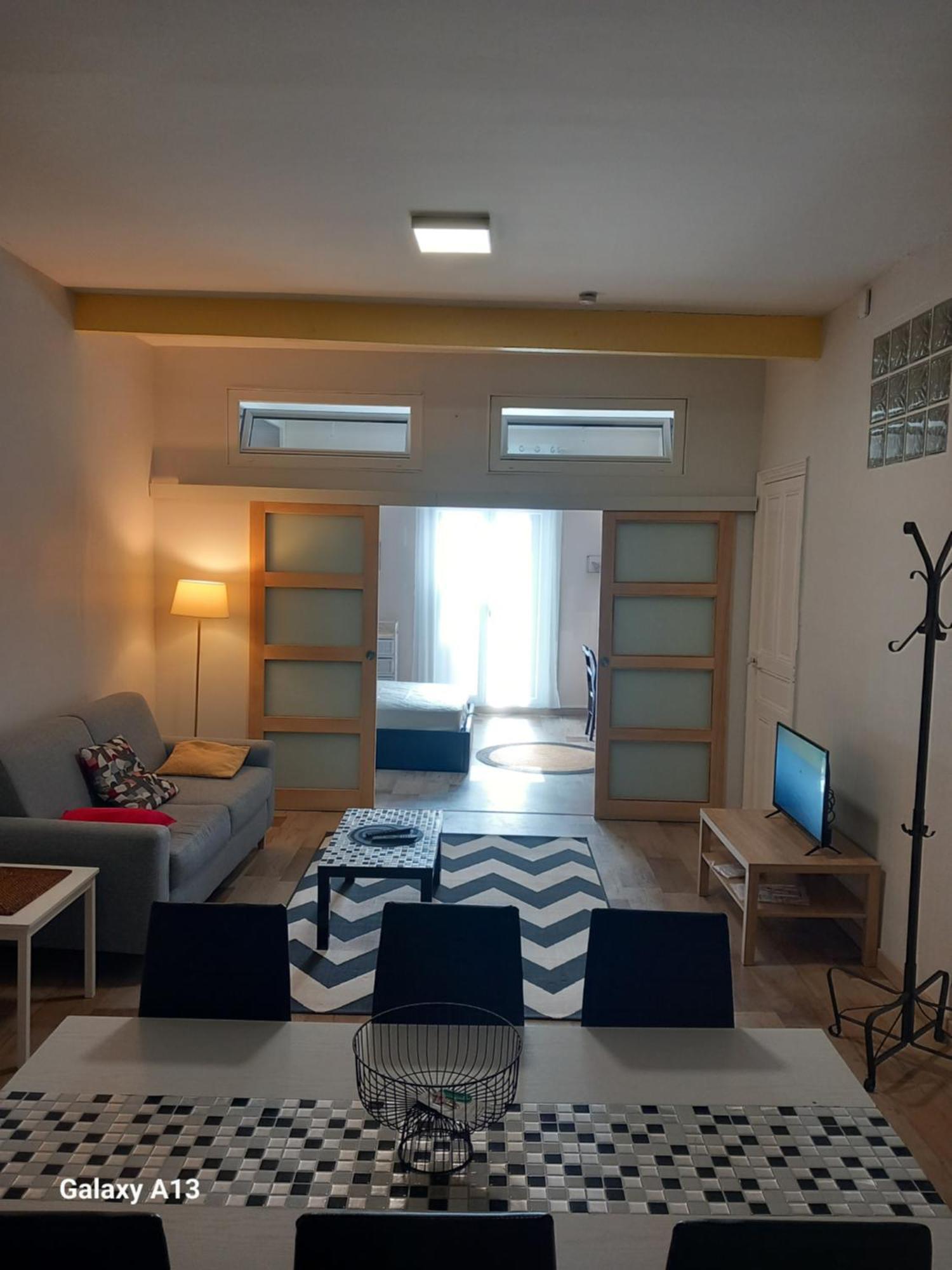 T3 Pratique, Garage Gratuit, Esprit Auber * Béziers